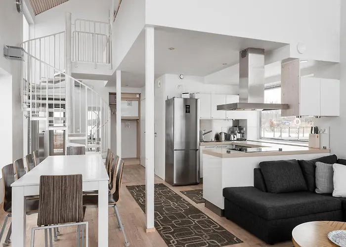 别墅 Kelluvat Huvilat, Kapteeni, Reposaari 波里